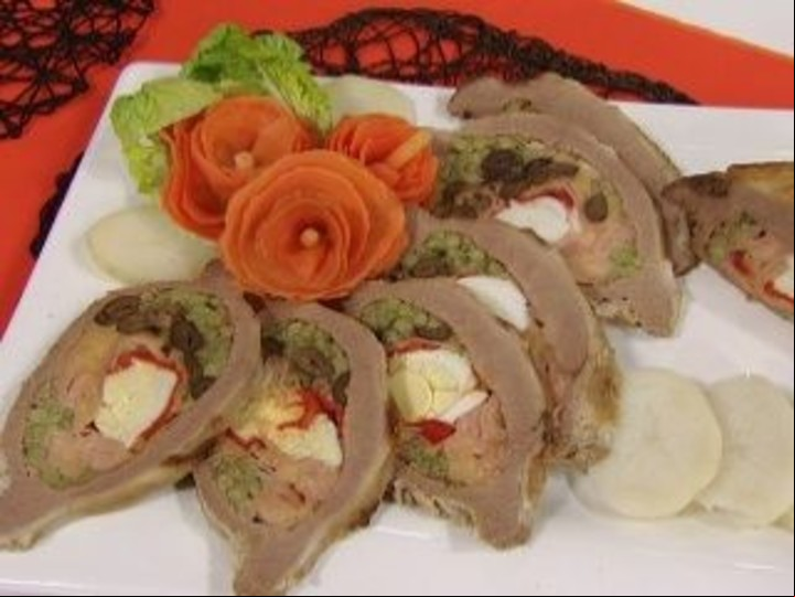 Cima rellena, otro plato emblemático de la cocinera. (Archivo)