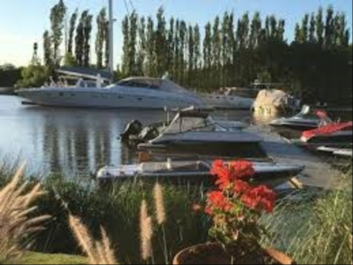 Los delincuentes llegaron navegando desde el Río de La Plata, según fuentes de la investigación.