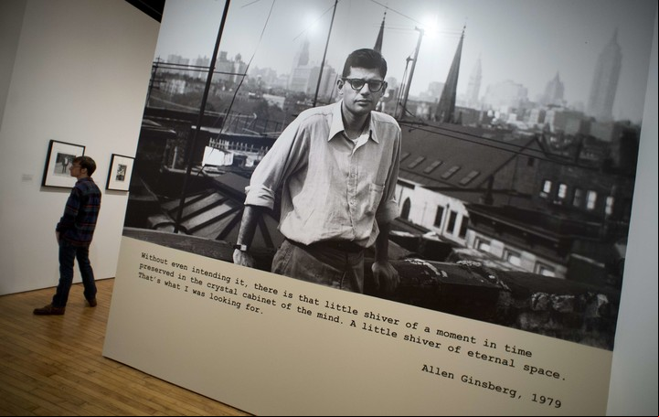 Gregory nunca escribió poemas sobre la prisión ni sobre los presos. ”Yo pertenecía al mundo, no a la prisión —publicó en un ensayo—. En la prisión solo aprendí, no escribí". Fue amigo del poeta Allen Ginsberg (Foto). (Crédito: AFP)