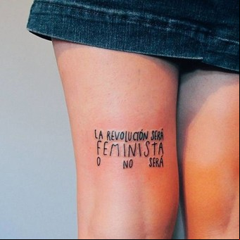 Tatuajes feministas: la revolución grabada en la piel