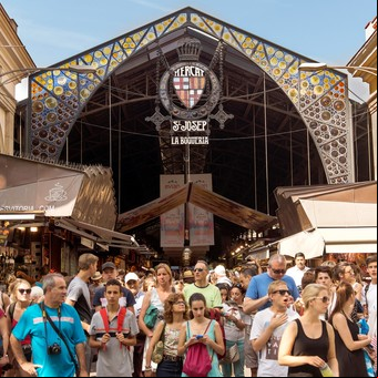 Los mercados de Barcelona ponen un freno a los turistas