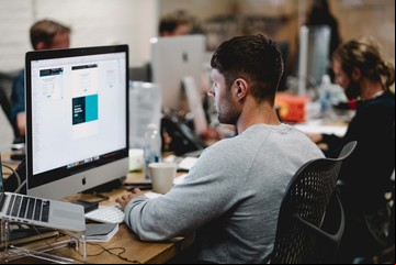 Aprender a programar gratis: cuándo abre la inscripción al curso con el que se puede ganar $ 300.000 al mes
