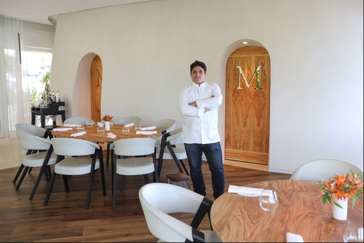 Colagreco en su restaurante Mirazur. (AFP)