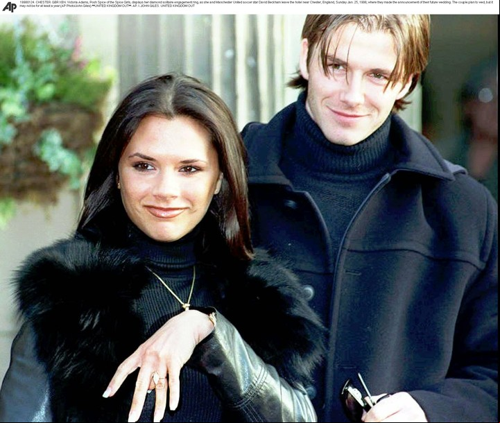 David Beckham junto a Victoria Adams, su pareja. Foto: John Giles / AP.