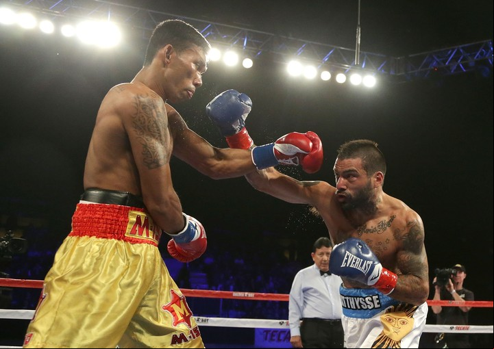 Lucas Matthysse noqueó al tailandés Tewa Kiram y lo mandó al hospital en enero de 2018.
Foto: AFP