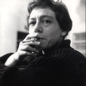 Alejandra Pizarnik, una vida de poemas y pesadillas