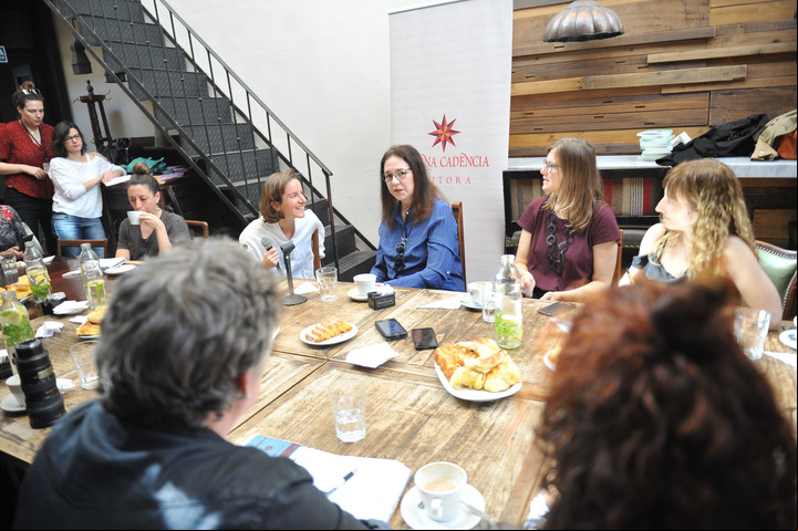 Entrevista con la escritora Lorrie Moore en 2019 en Buenos Aires. Foto: Lucia Merle / Archivo Clarín.