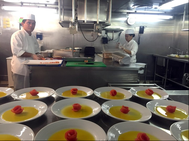 En Pullmantur Cruceros, el diseño de la carta mediterránea es del reconocido chef Jordi Cruz..