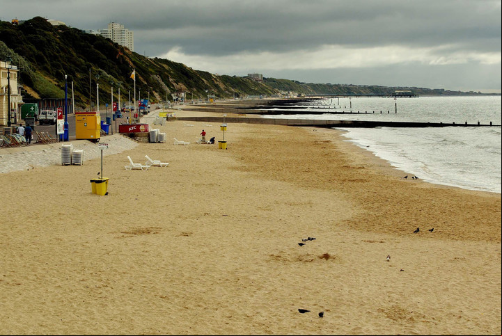 Bournemouth Beach, también en la costa inglesa. (ap photo_chris ison_pa)