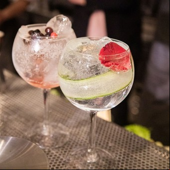 Gin Tonic: cómo preparar la receta original y otras 5 versiones
