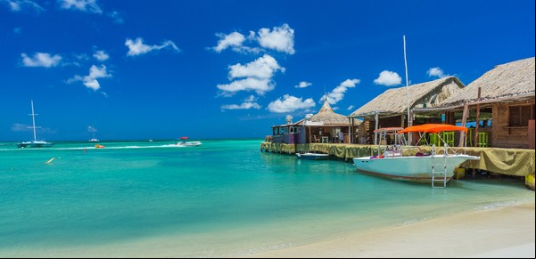 Vacaciones de verano: las playas de Aruba, un respiro en medio de la pandemia