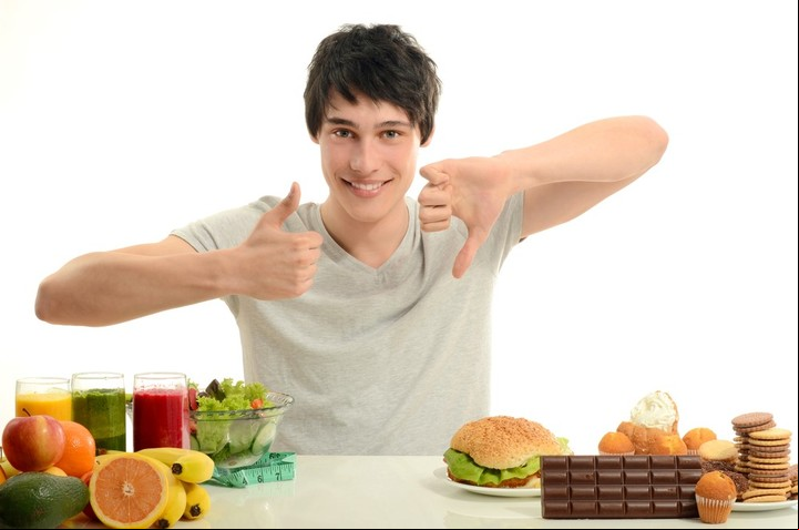 Los alimentos naturales no necesitan de aditivos. Los procesados en cambio, tienen su mayor composición a base de estos.