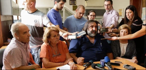 Axel Kicillof arranca con ventaja: los docentes hablan de "tregua" y hasta de aceptar sumas fijas