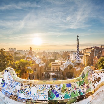 Cómo sacarle el jugo a una escala breve en Barcelona: compras, paseos y gastronomía a precios muy accesibles 