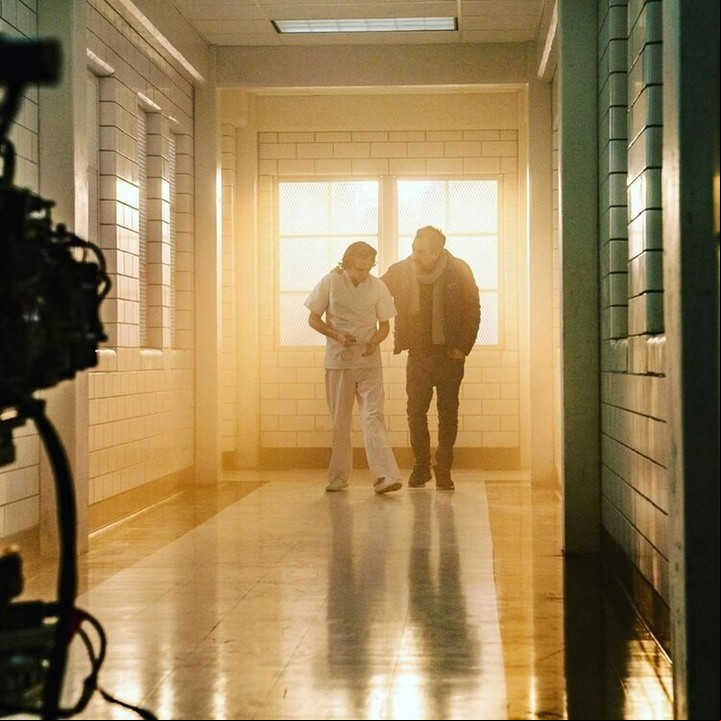 Phoenix y Phillips, antes de rodar la última escena de la película original. Foto @toddphillips1
