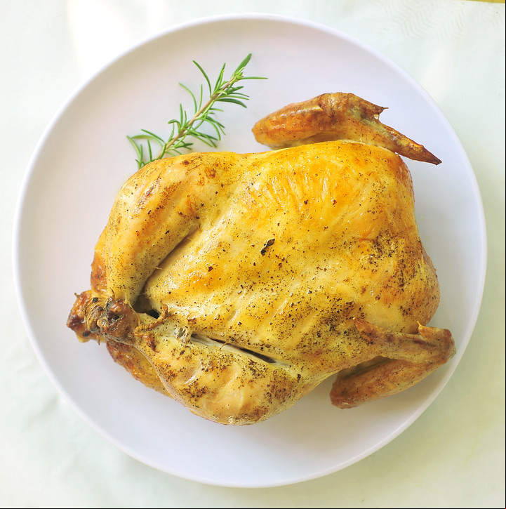 Pollo entero al horno.