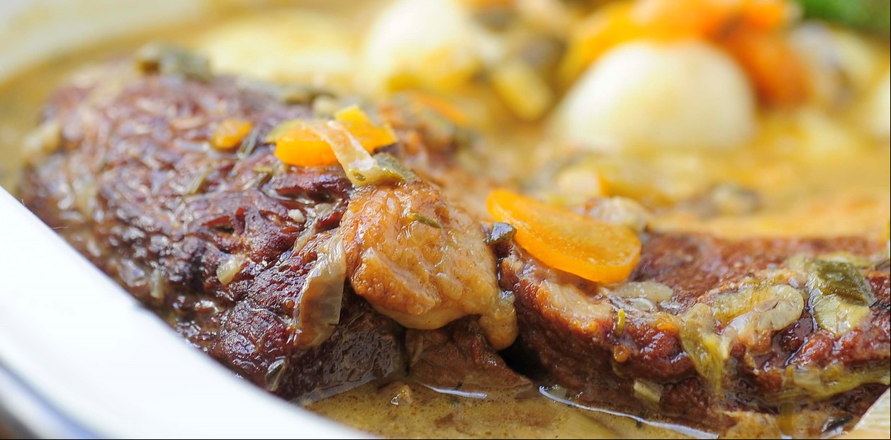 Receta de Colita braseada con ñoquis en su salsa