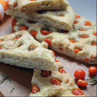 Focaccia con tomatitos cherry