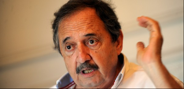 Ricardo Alfonsín cruzó a Milei por las críticas a su padre y apuntó a la UCR: "De radical, solo tiene el nombre"