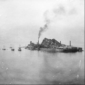 Ayer y hoy de Hashima, la isla fantasma que compró Mitsubishi