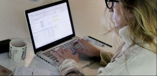 Teletrabajo y pandemia: nos movemos menos y aumenta el riesgo de trombosis