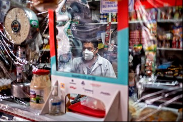 Los gobiernos hablan, el crimen dispone