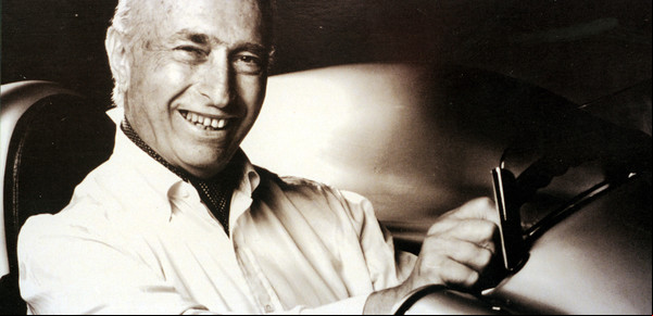 Juan Manuel Fangio, a 25 años de su muerte: los 25 momentos de una vida marcada por la gloria, la tragedia y los secretos