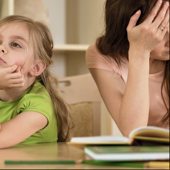 10 cosas que padres y madres no deberían hacer (pero hacen)