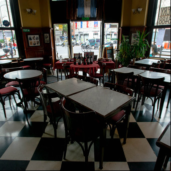 El bar notable de Boedo que conserva su esencia desde 1927: acá se escribió el tango "Sur"