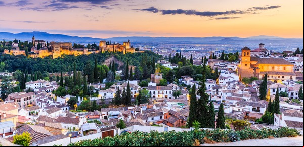 Tras los pasos de Federico García Lorca: qué visitar en un viaje por Granada