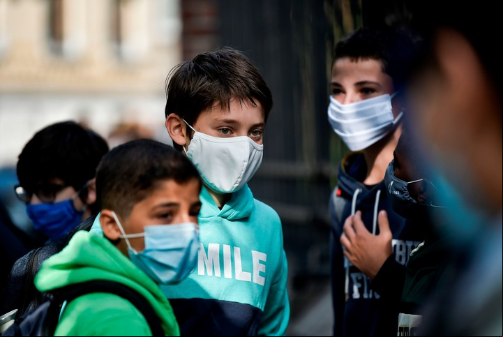 A comienzos de septiembre los europeos se entusiasmaban con el regreso a clases. Foto de JOHN THYS / AFP