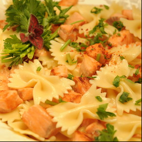 Salsa de salmón y tomate