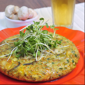 Tortilla de espárragos y batata