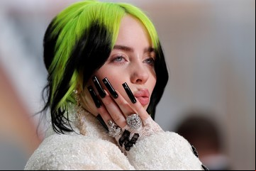 Billie Eilish alienta a los jóvenes estadounidenses a votar