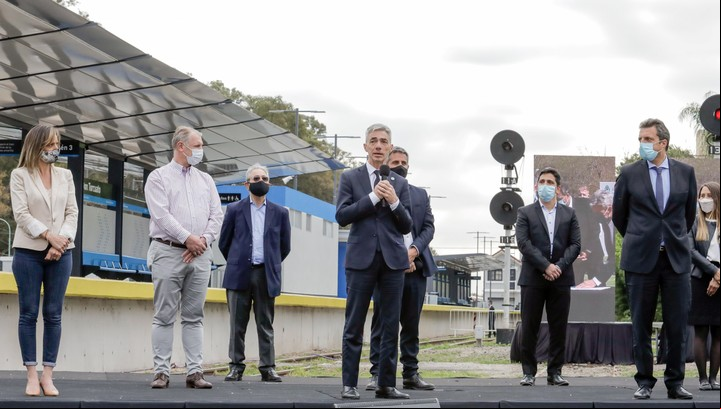 La inauguración de la estación Don Torcuato, en un acto con el ministro Mario Meoni y Sergio Massa a la cabeza.