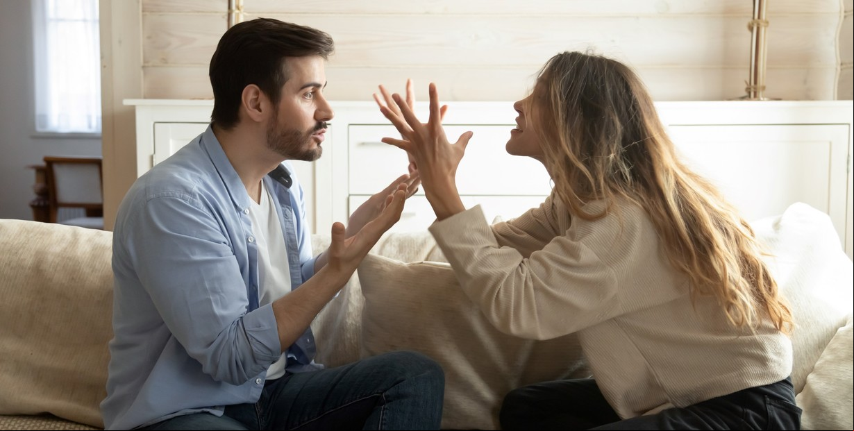 Cuáles son los tres hábitos tóxicos que hay que evitar durante las discusiones de pareja