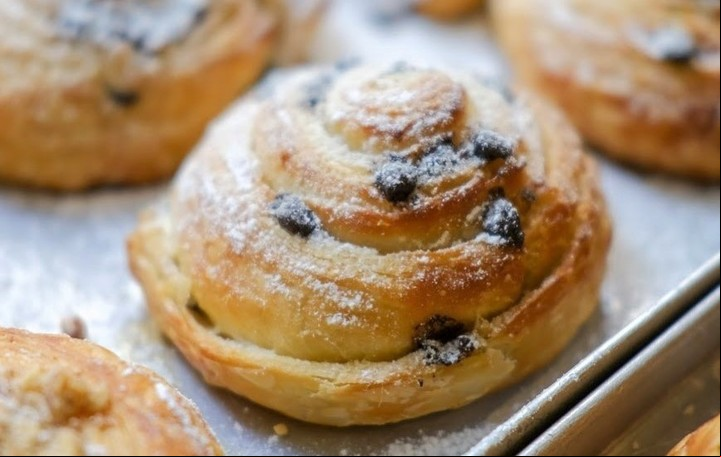 Los rolls con chispas de chocolate de la Mantequería. Foto: La Mantequería.