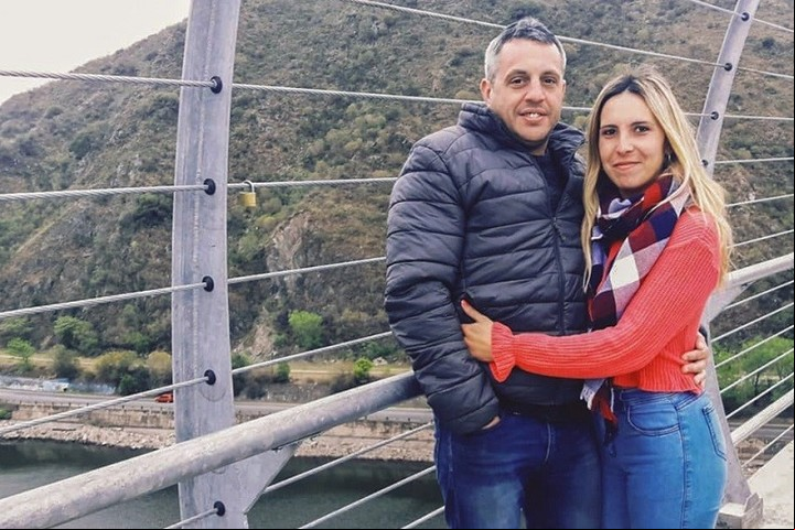 Andrés Data y su pareja, Rocío Pérez.