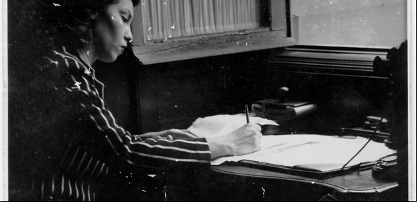 Clarice Lispector, la extranjera de corazón salvaje