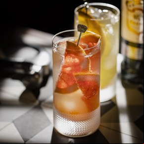 Vodka tonic
