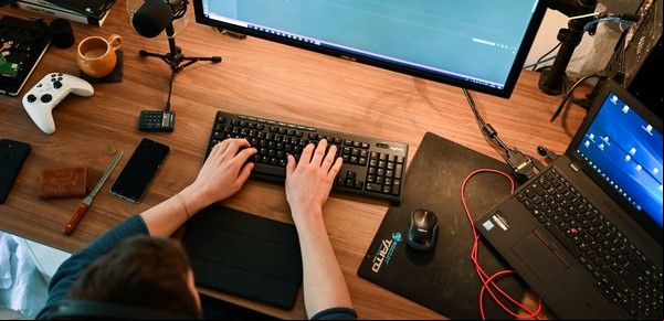 Estudiar gratis: las 5 universidades online que enseñan las profesiones que más piden las empresas