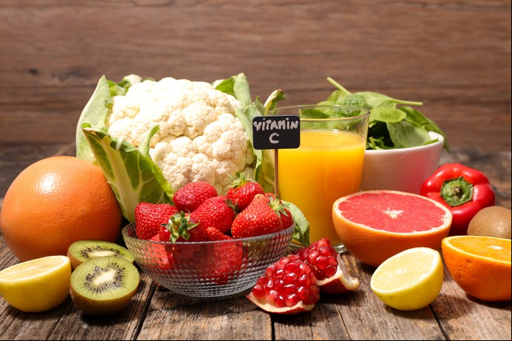 El kiwi, la espinaca, la papa y las vísceras o el riñón de vaca son buenas fuentes de vitamina C. Foto ilustrativa: Shutterstock.