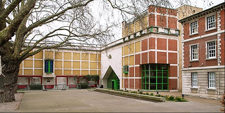 Pritzker 1981. James Stirling. Tate Gallery de Londres