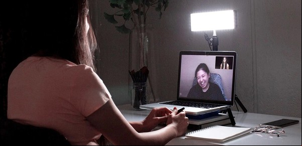 Fatiga Zoom: qué es y por qué afecta más a las mujeres
