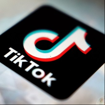Un ex ejecutivo de TikTok itió que el gobierno chino controla la red social a su antojo