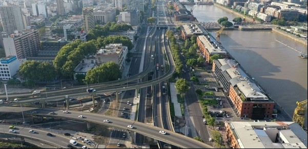 Por obras, cortan el empalme entre las autopistas 25 de Mayo y Buenos Aires-La Plata: cómo son los desvíos