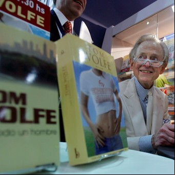 Publican por primera vez en español una obra póstuma de Tom Wolfe