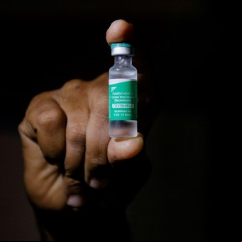Aclaran que la vacuna Covishield no está autorizada en Europa, aunque se trate de la fórmula de AstraZeneca