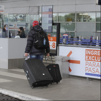 Los 5 chequeos clave antes de comprar un pasaje aéreo barato, para no arrepentirse