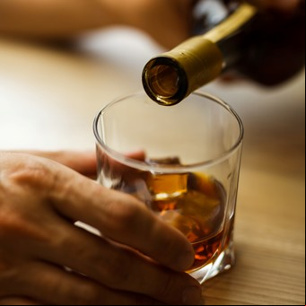 Relaciones sexuales: cómo influye en la cama el consumo de alcohol